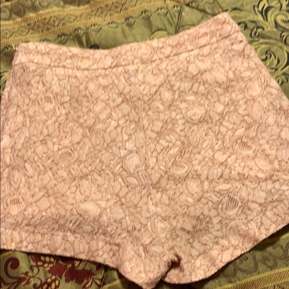 Forever21! Cute Dress Shorts - Picture 2 of 8